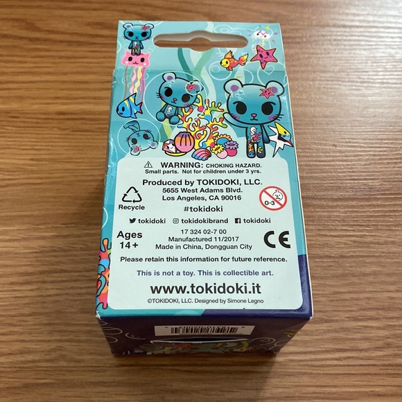 ❤️ Tokidoki "Sea Punk Palette" Keychain New in Box - Picture 6 of 8